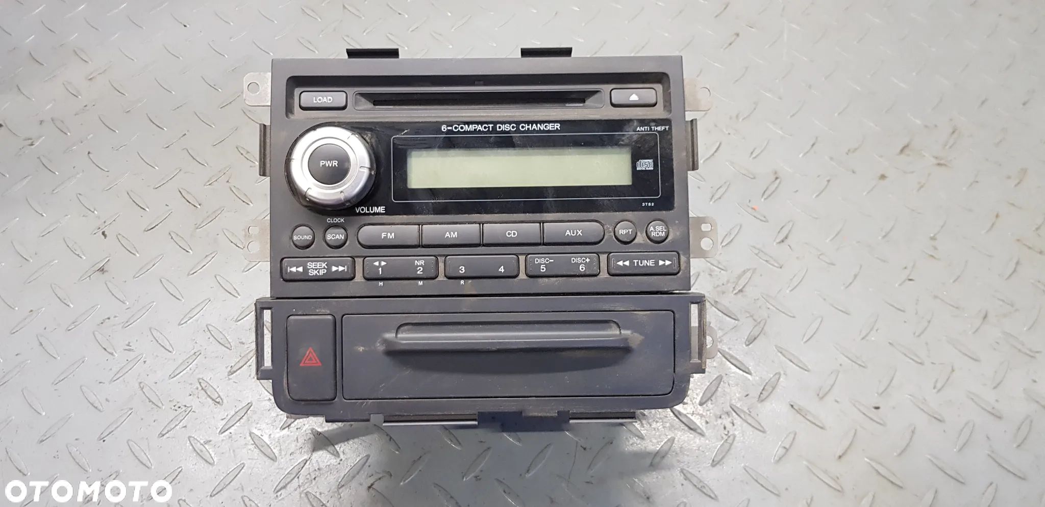 Honda Ridgeline 3.5 Radio CD - 1