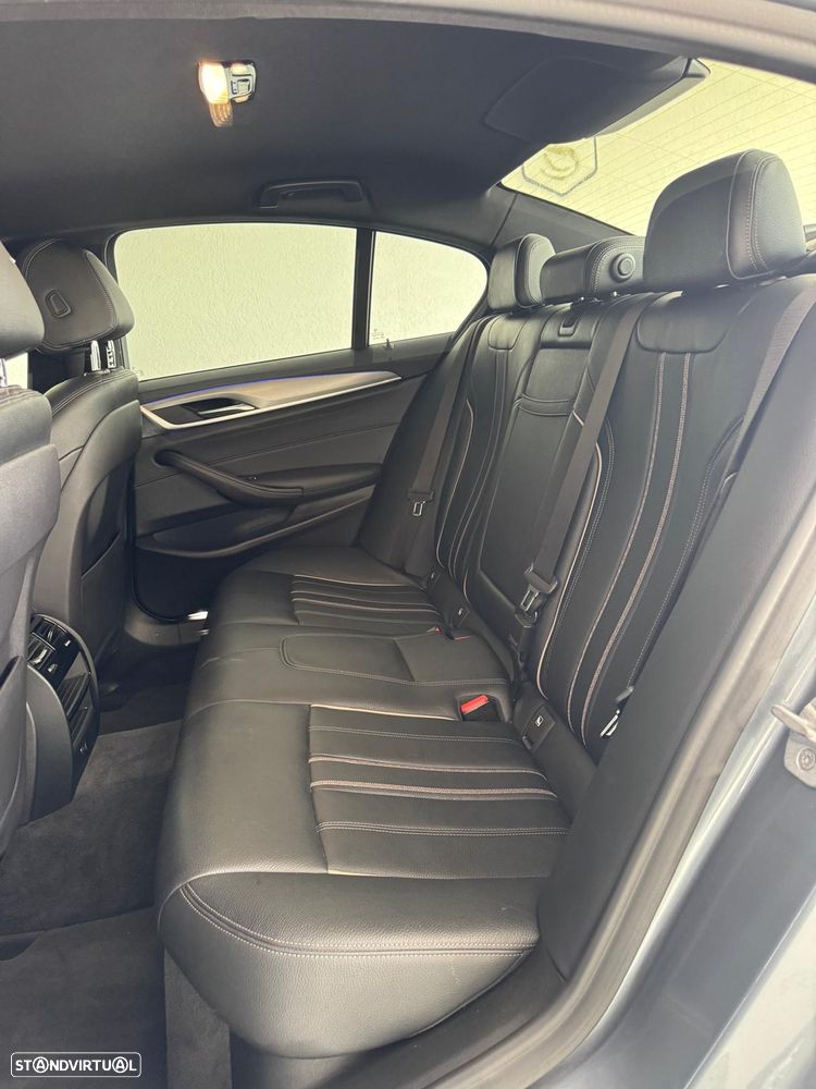 BMW 530 e iPerformance Line Luxury - 14
