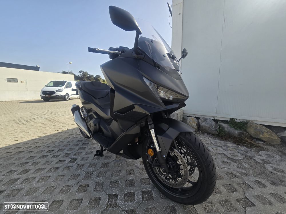 Honda Forza DCT 750 - 1