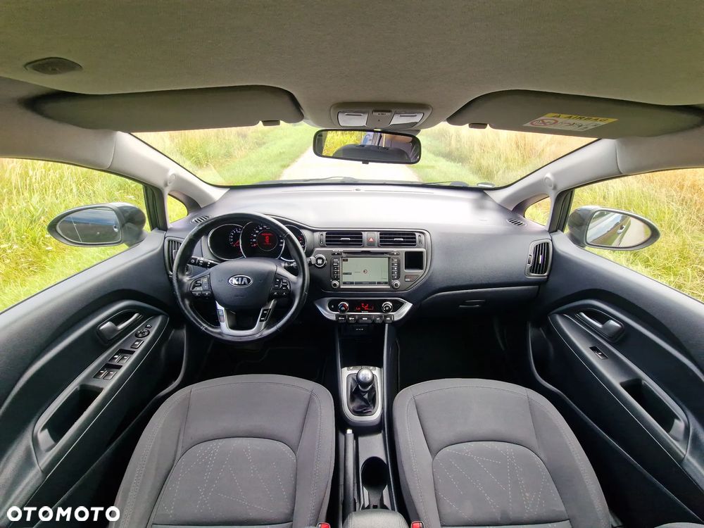Kia Rio - 24