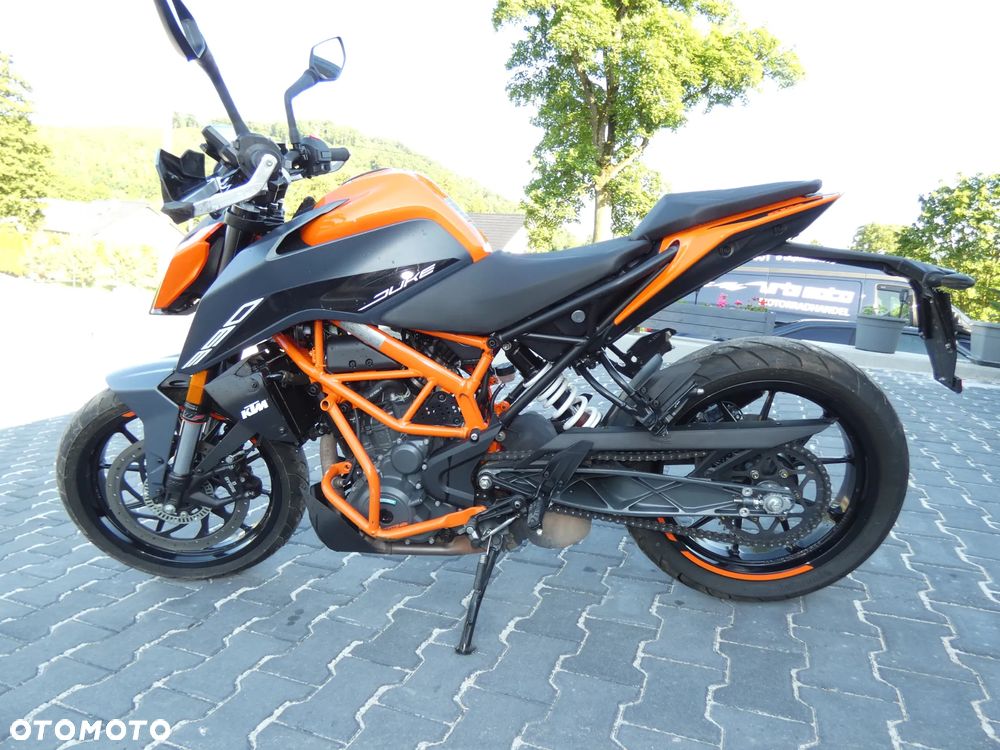KTM Duke - 1