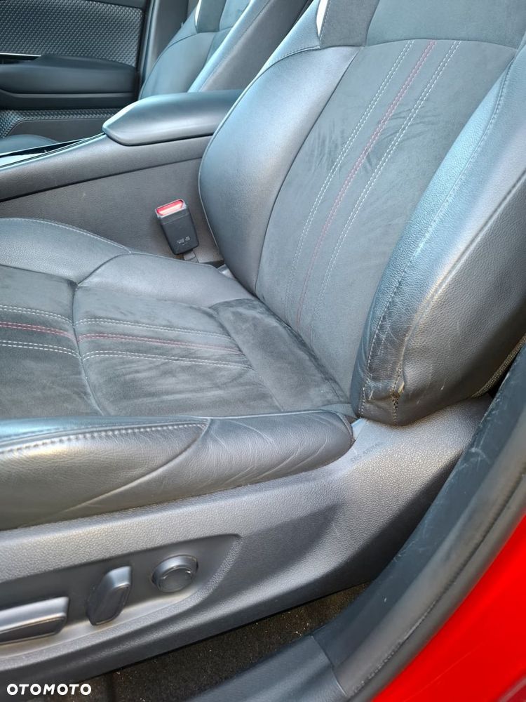 Toyota C-HR 1.8 Hybrid GPF GR Sport - 18