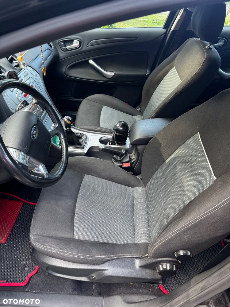 Ford Mondeo 2.0 Trend - 6