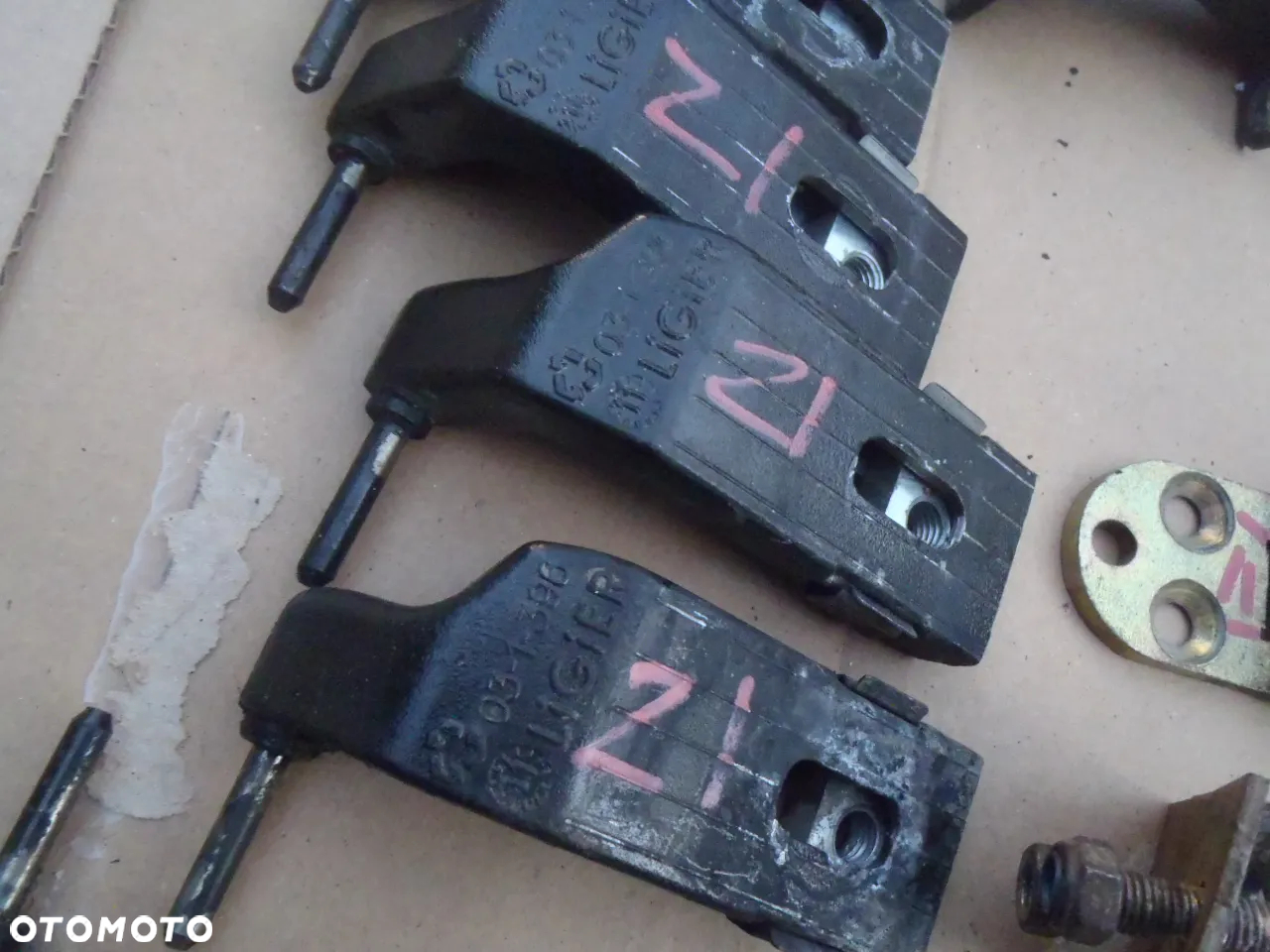 zawias zamek maski drzwi klapy aixam ligier chatenet simpa beriel nova xtoo xtu baroder microcar jDM Grecav Bellier 741 - 10