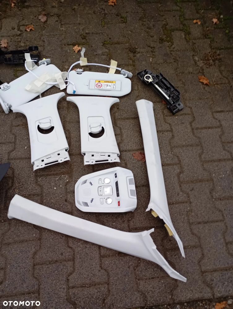 Plastiki Osłony Zaślepki Peugeot 5008 II - 3