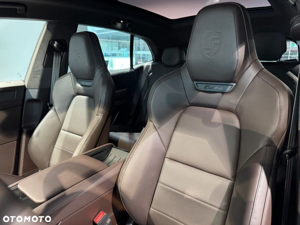 Porsche Cayenne - 13