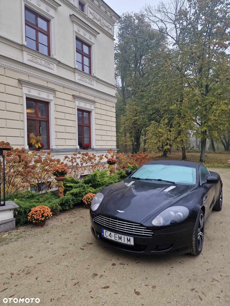 Aston Martin DB9 - 2