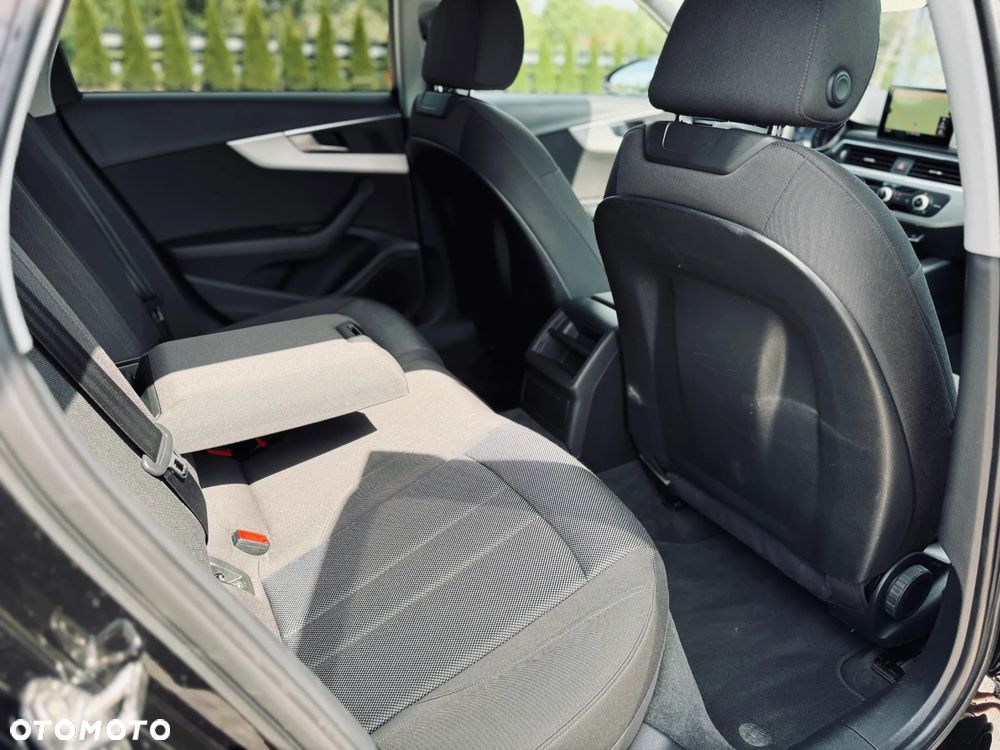 Audi A4 Avant 2.0 TDI S tronic - 20