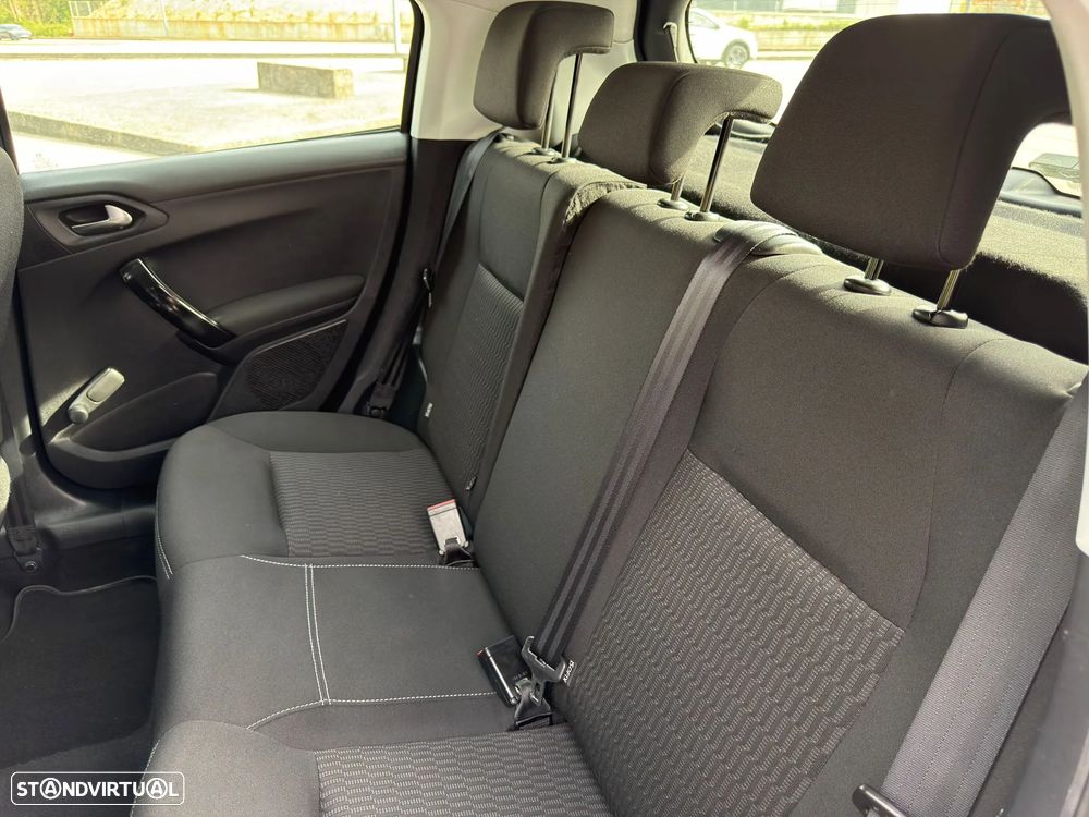 Peugeot 208 1.6 BlueHDi Active - 24