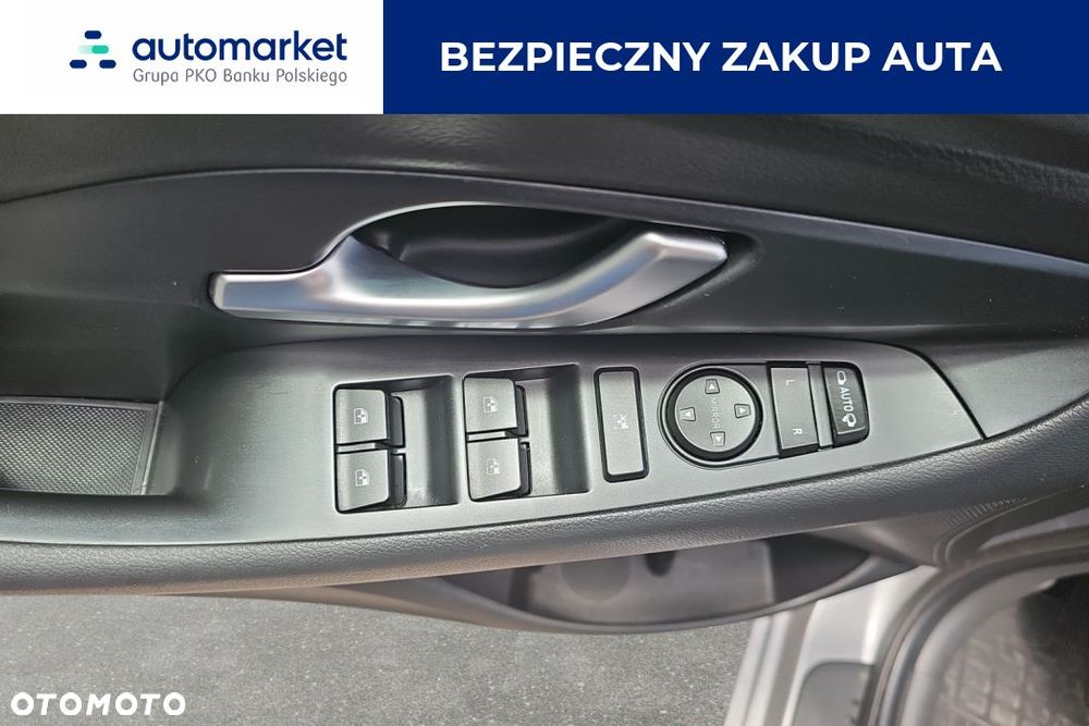 Hyundai i30 1.5 DPI Smart - 12