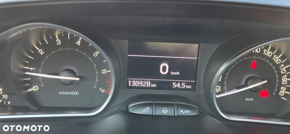 Peugeot 208 1.2 VTi Active - 7