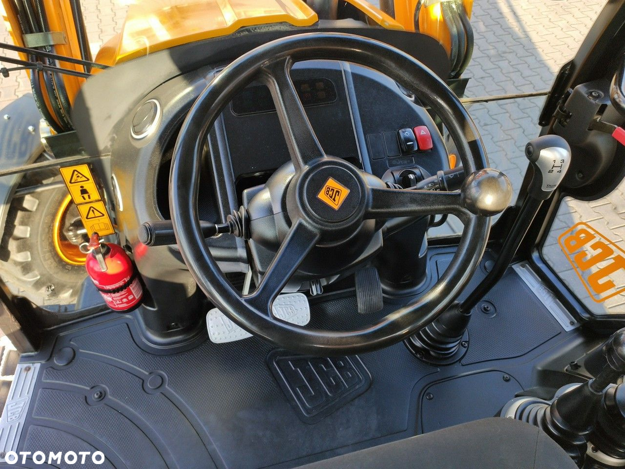 JCB 3CX - 17