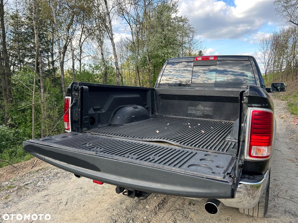Dodge RAM 5.7 4x4 - 8