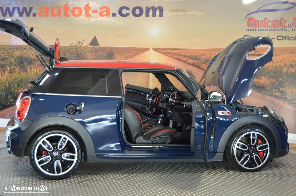 MINI 3 Portas John Cooper Works Auto Desportiva - 14