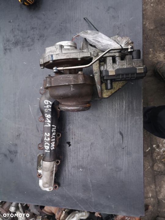 Turbosprezarka MERCEDES W211 W204 2.2 6460901080 - 1
