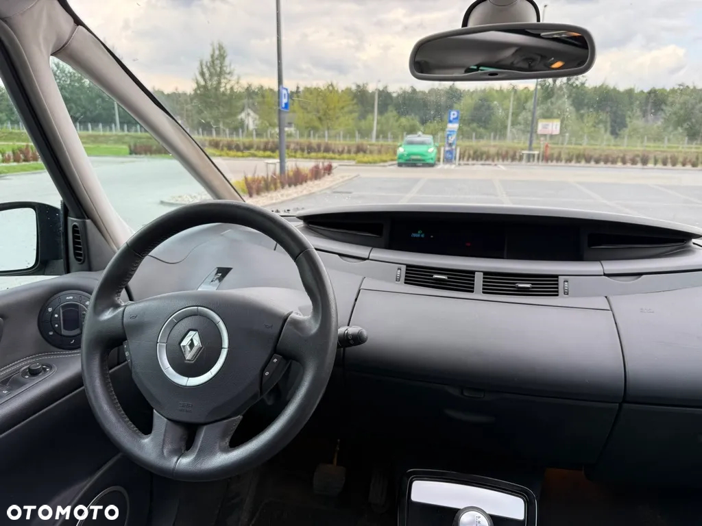Renault Espace 2.0T Voyage - 11