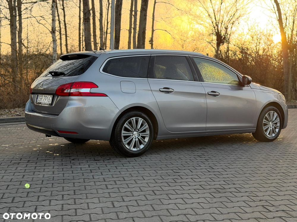 Peugeot 308 BlueHDi 130 Stop & Start Allure Pack - 10