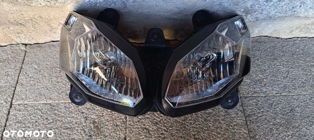 KAWASAKI ER6F ER-6F LAMPA PRZÓD REFLEKTOR 2015