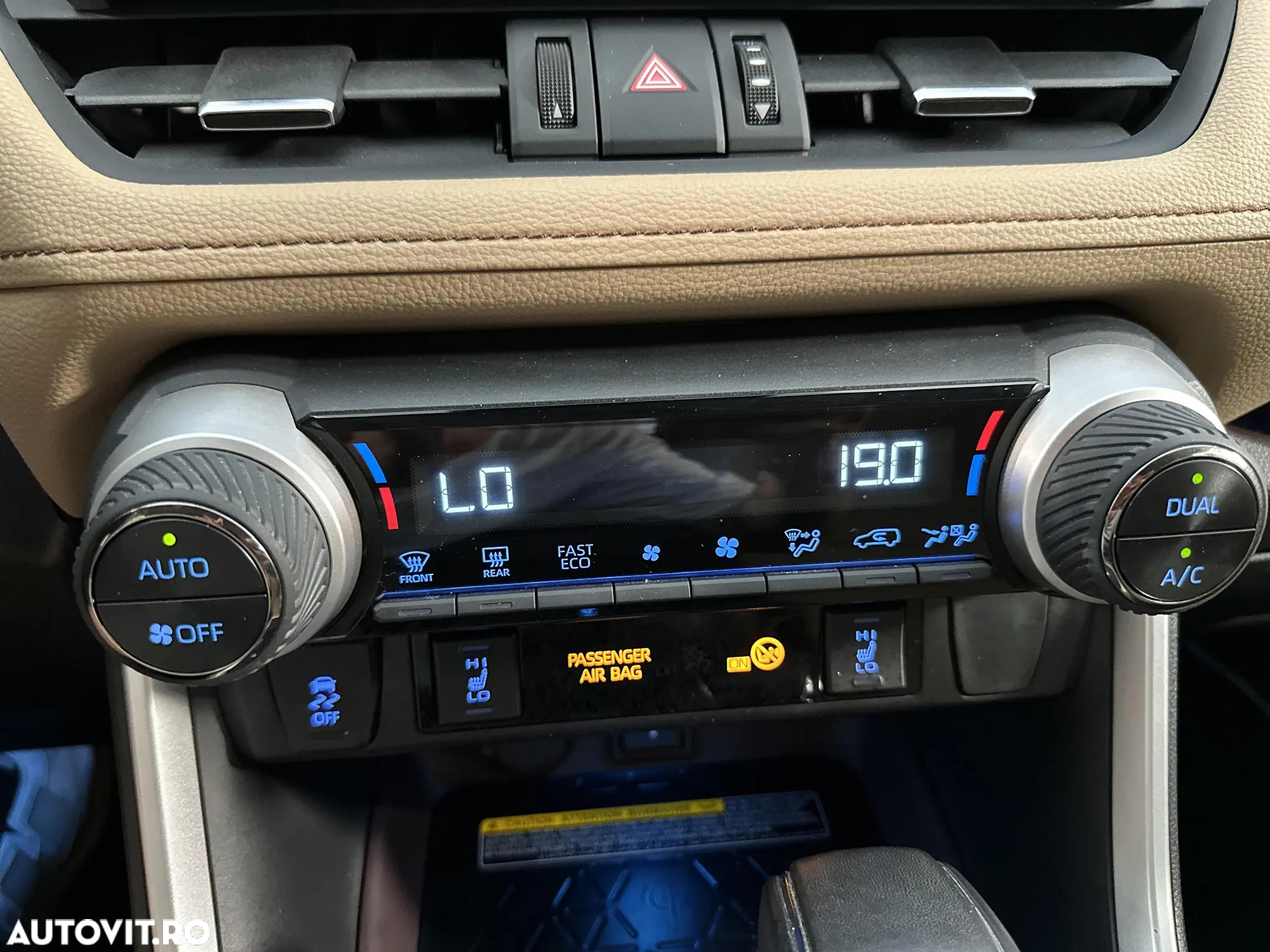 Toyota RAV4 2.5 4x4 Hybrid Black Edition - 17