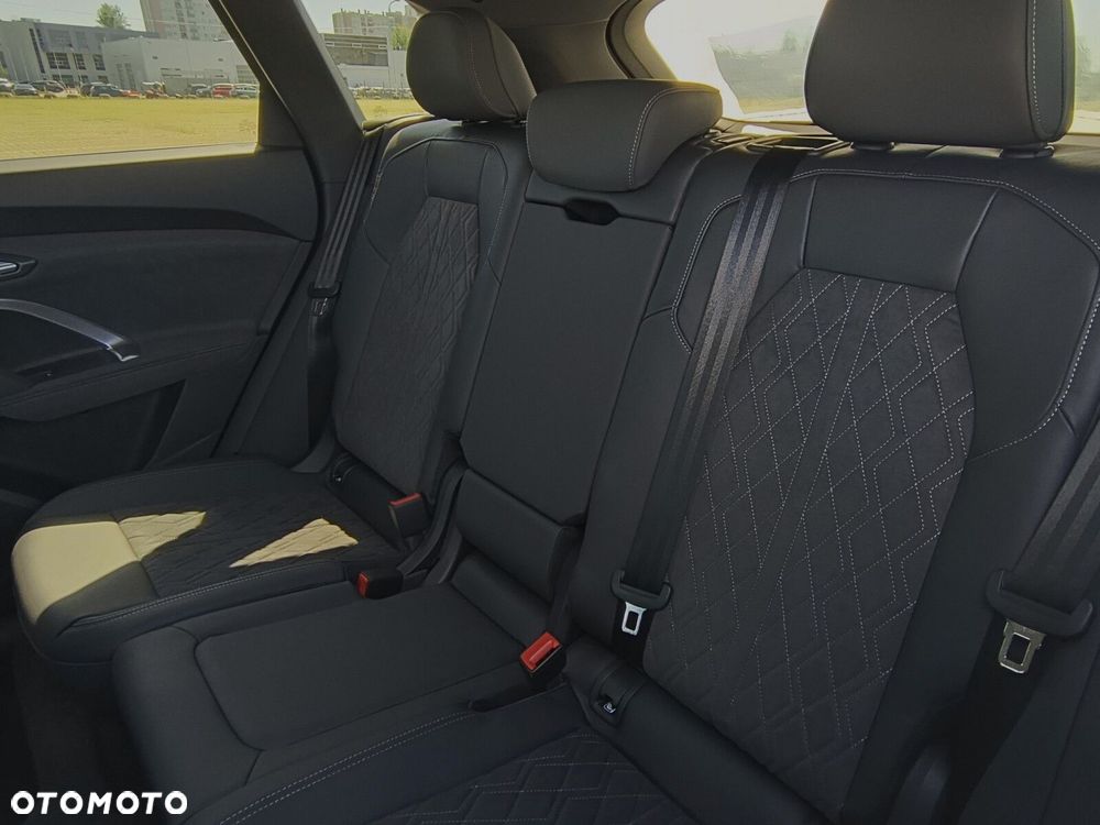 Audi SQ5 - 40