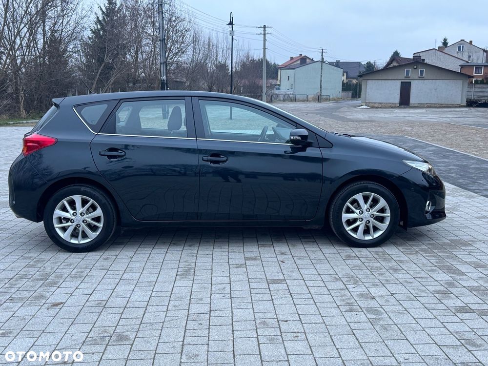 Toyota Auris 1.6 Premium Start - 6
