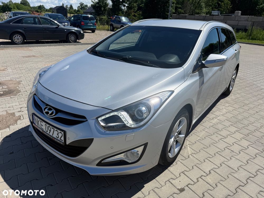 Hyundai i40 Kombi blue 1.6 Family+ - 2