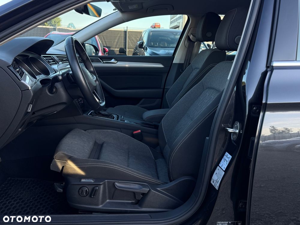 Volkswagen Passat 1.5 TSI EVO Business DSG - 9