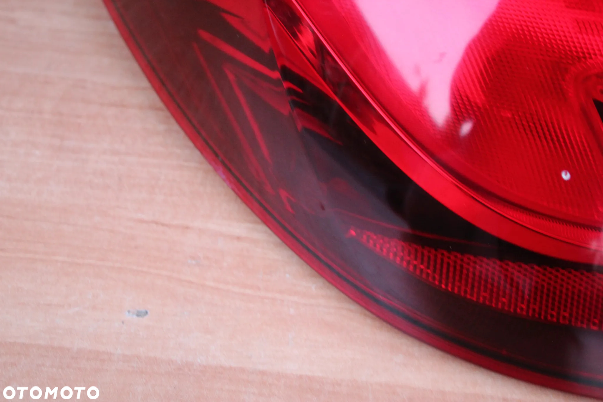 LAMPA LEWA TYLNA LEWY TYŁ W BŁOTNIK OPEL ASTRA J SEDAN EUROPA ORYGINALNA 25870153 - 4