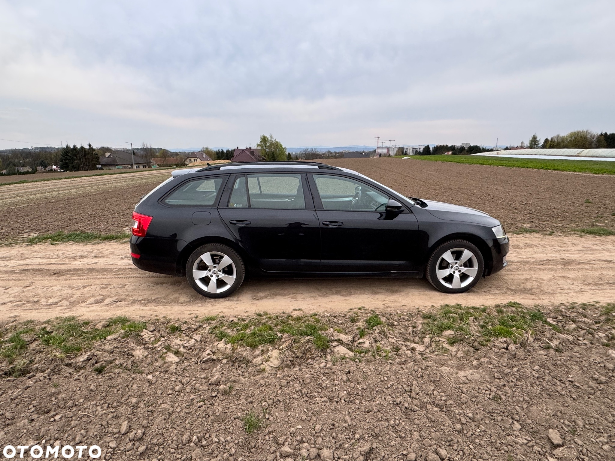 Skoda Octavia 2.0 TDI Style DSG - 3