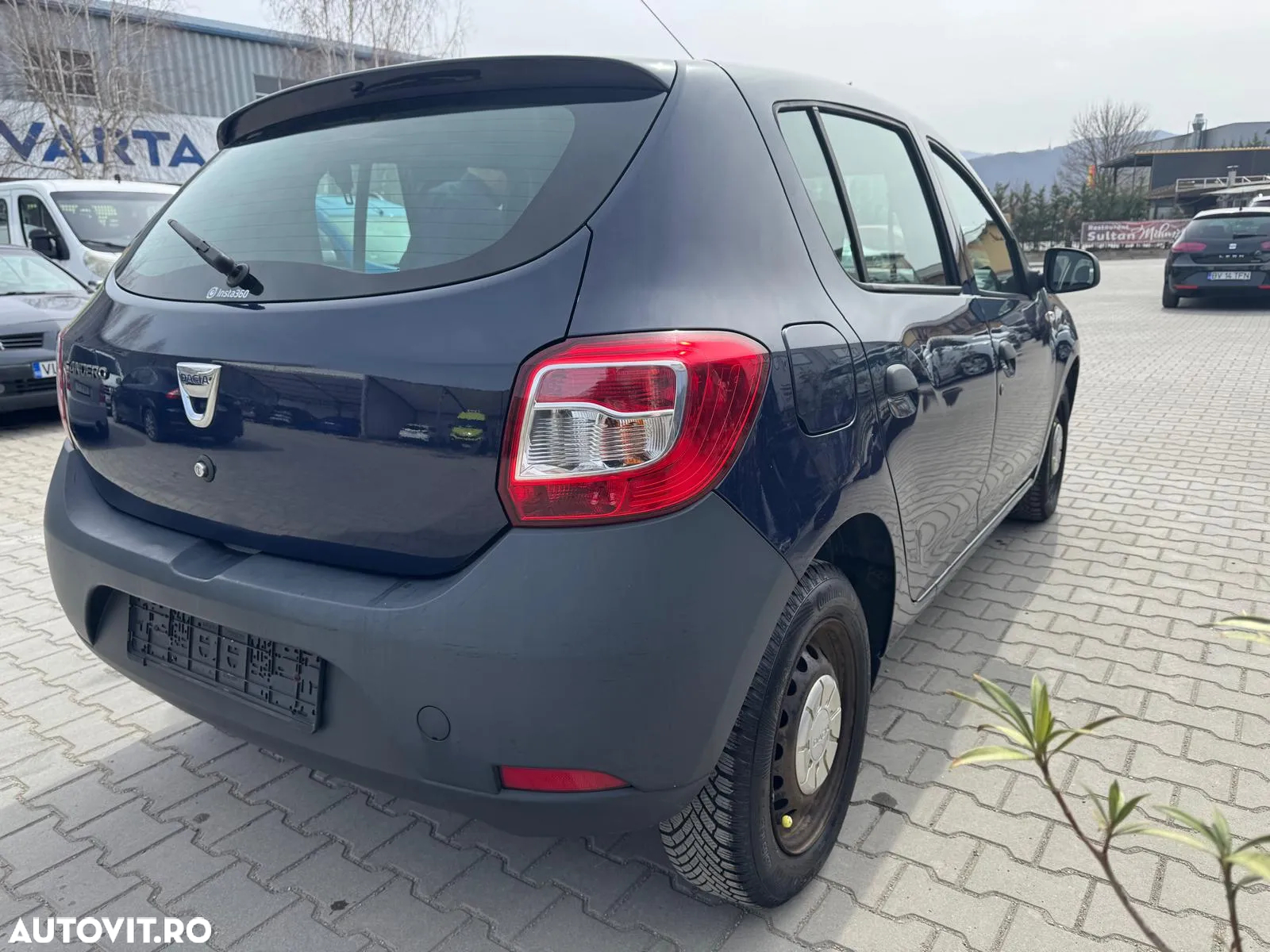 Dacia Sandero 1.2 16V 75 Essentiel - 3