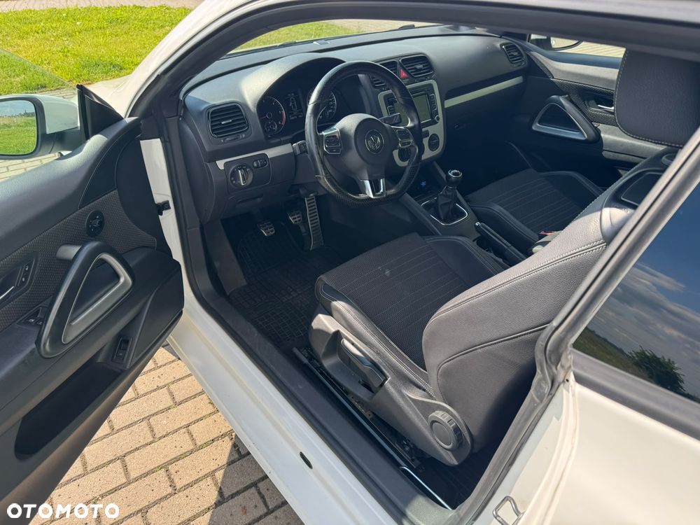 Volkswagen Scirocco 2.0 TDI - 8