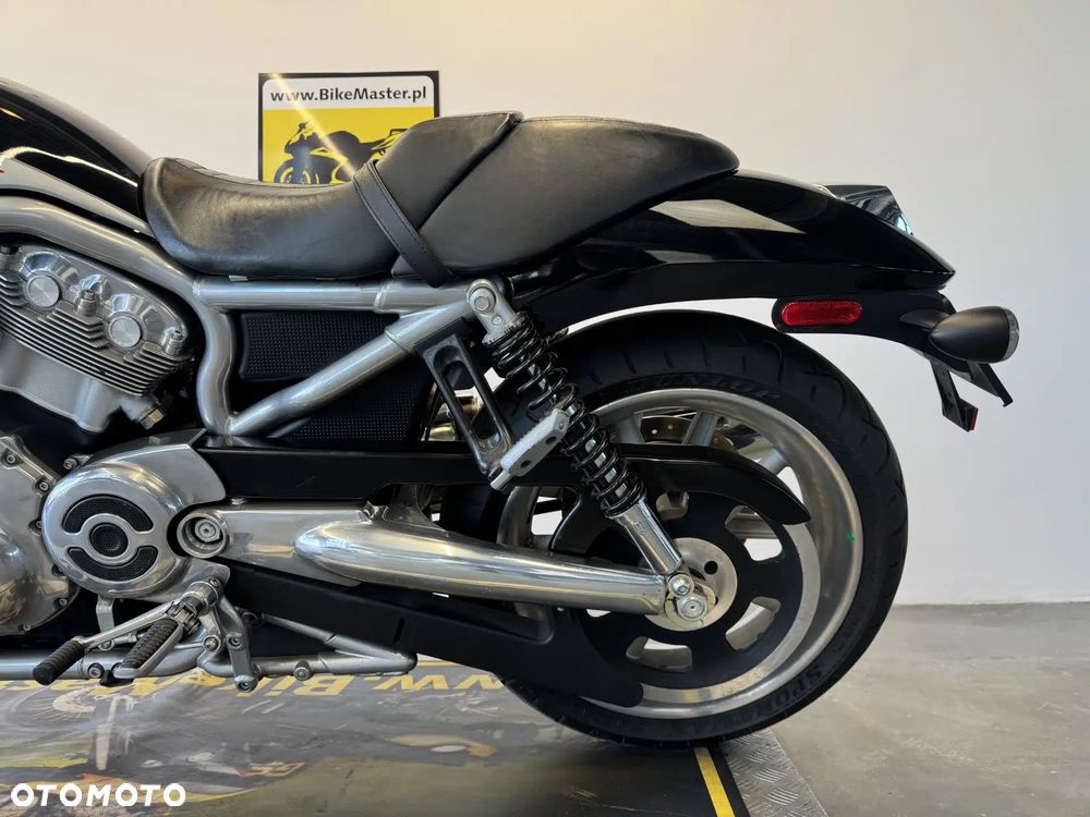 Harley-Davidson V-Rod Street Rod - 26