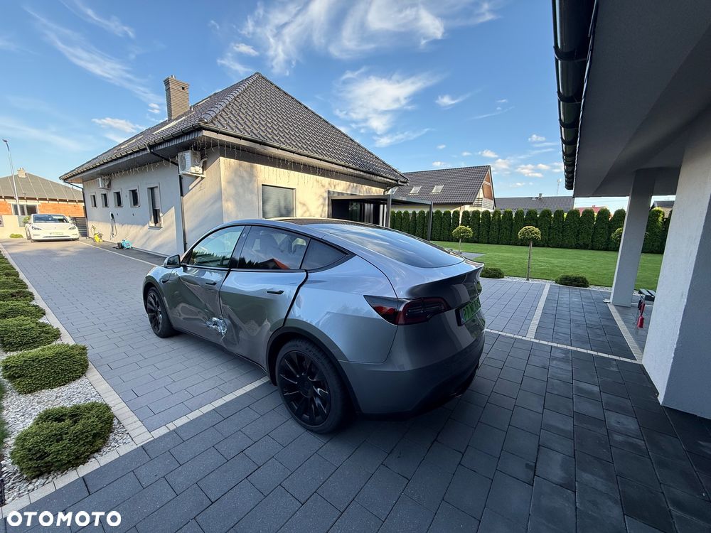 Tesla Model Y Standard - 7