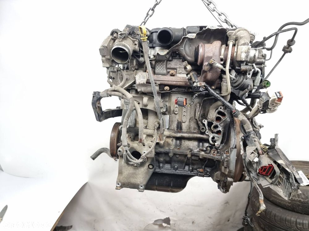 SILNIK KOMPLETNY FORD FIESTA MK7 DV6ATED4 1.6 - 10