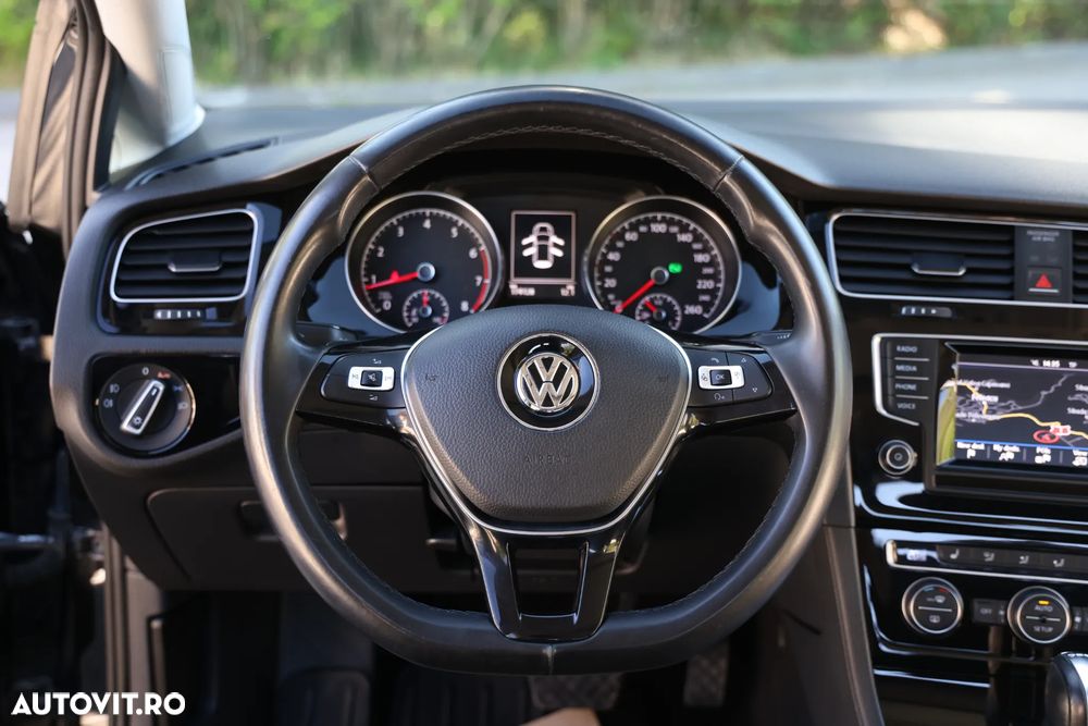Volkswagen Golf 1.4 TSI Comfortline DSG - 20
