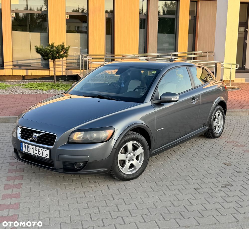 Volvo C30 1.6D Momentum - 19