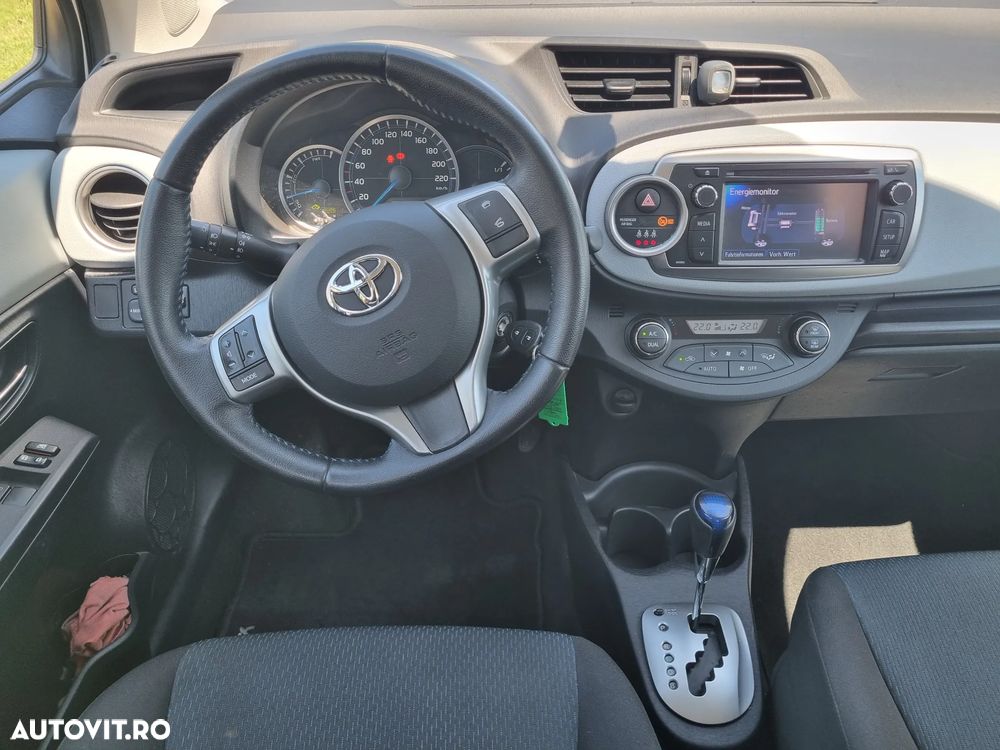 Toyota Yaris 1.5 VVT-i Comfort - 16