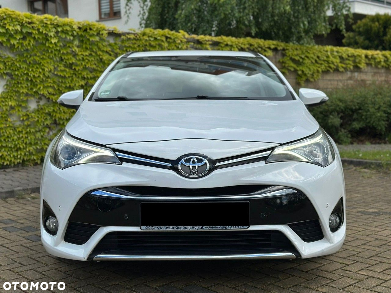 Toyota Avensis Touring Sports 1.8 Edition S+ - 11