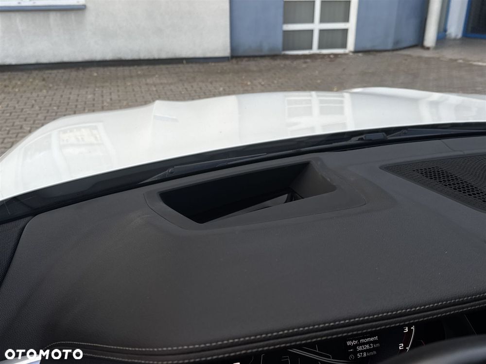 BMW X5 M50i - 9