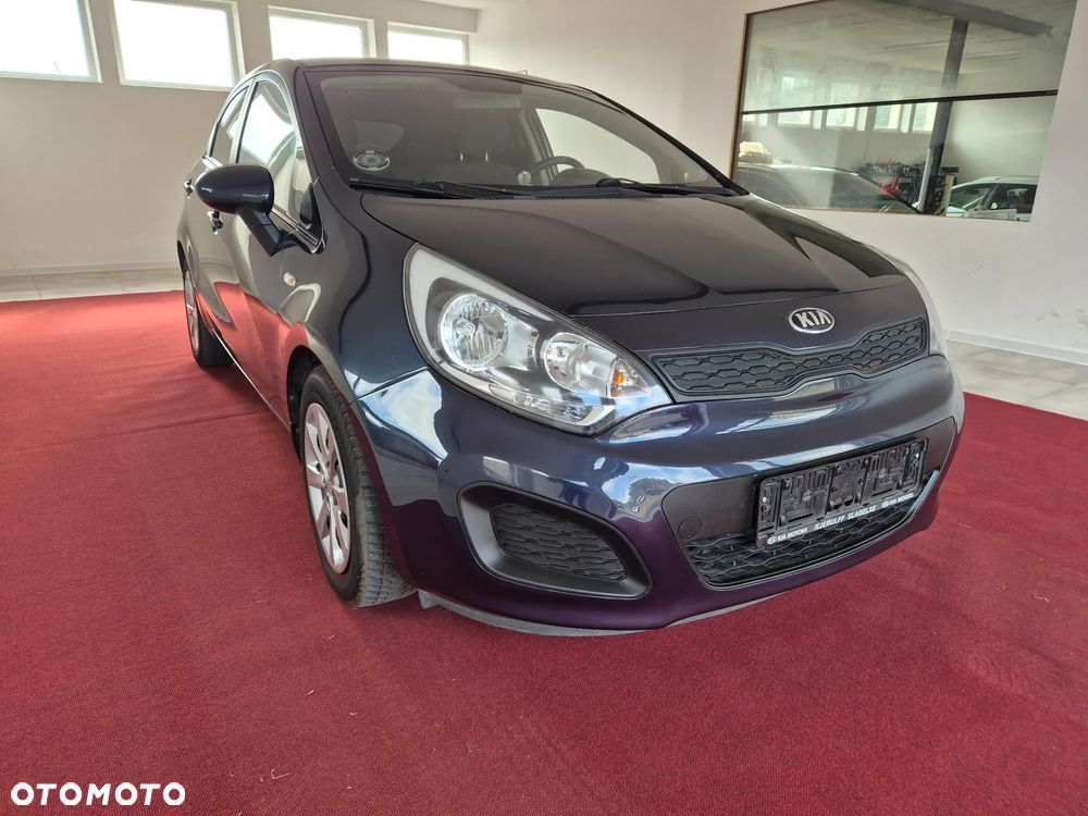 Kia Rio - 1