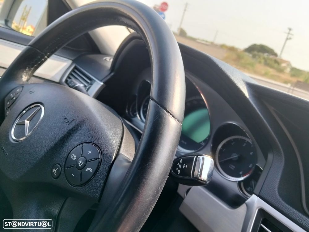 Mercedes-Benz E 250 CDI Avantgarde BlueEfficiency Auto. - 30