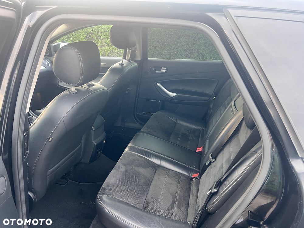 Ford Mondeo 2.0 TDCi Titanium X - 12