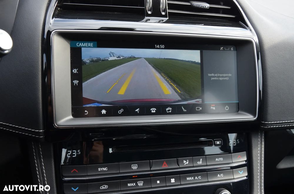 Jaguar F-Pace 20d AWD Aut. R-Sport - 23