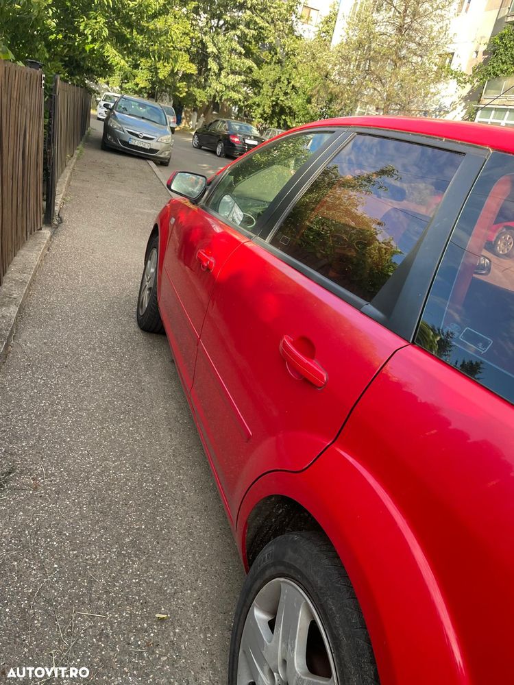 Ford Focus 1.6 TDCI Trend - 4