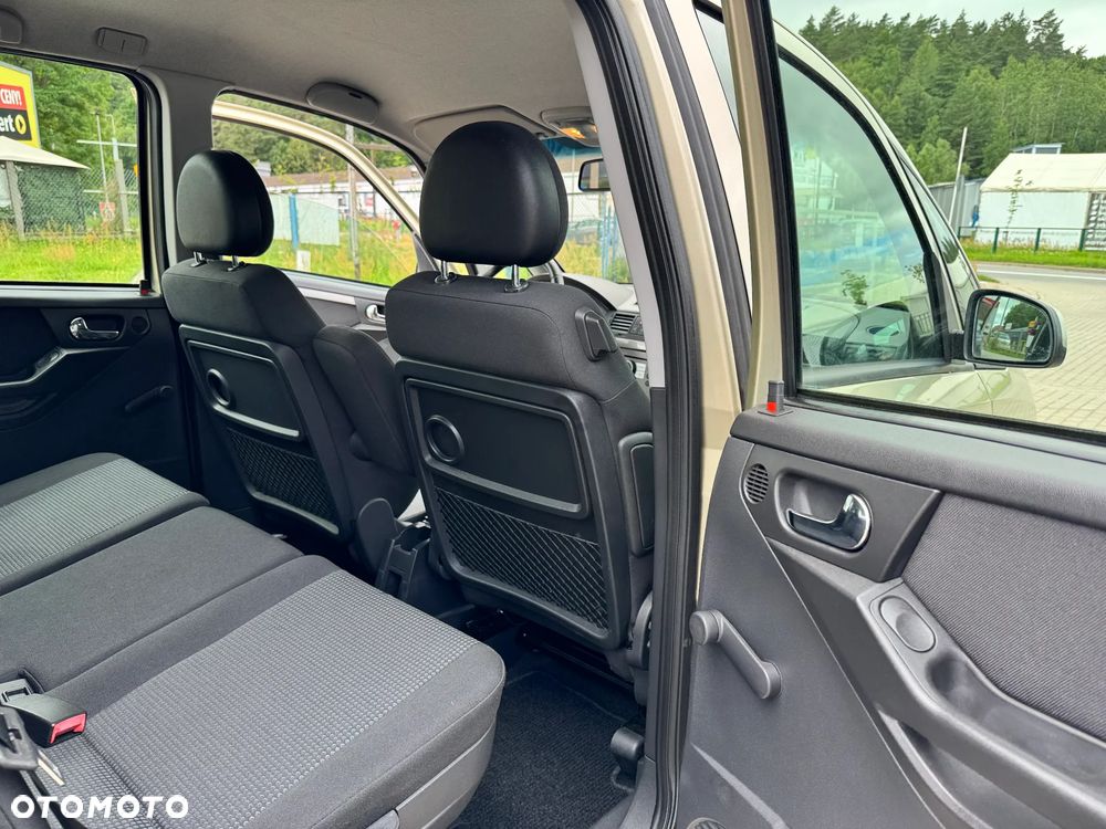 Opel Meriva 1.4 Essentia - 29
