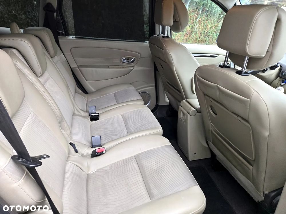 Renault Grand Scenic 1.5 dCi Privilege - 10