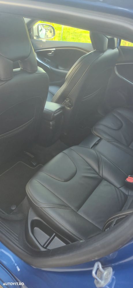 Volvo V40 D2 RDesign - 12