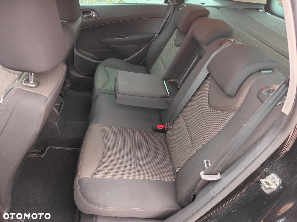 Peugeot 308 2.0 HDi Allure - 24