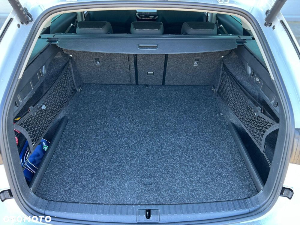 Skoda Octavia 1.4 TSI Plug-In Hybrid Style DSG - 19