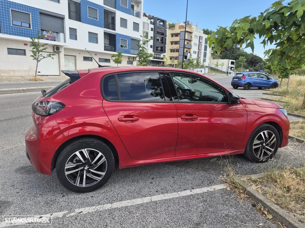 Peugeot 208 1.2 Hybrid Allure e-DCS6 - 3